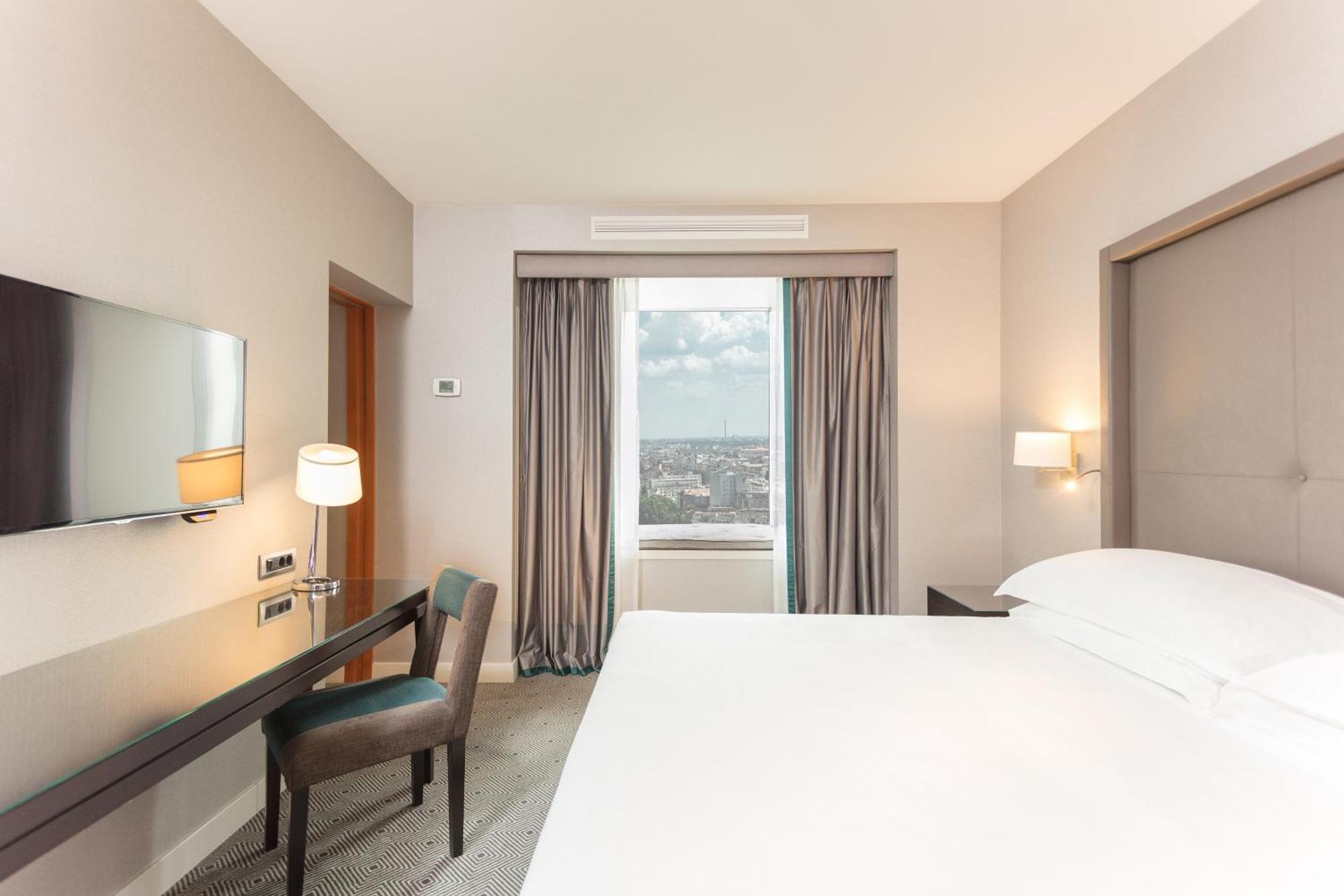 Sheraton Hotel 5*